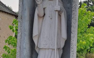Statue de saint Martin, Tournon-Saint-Pierre